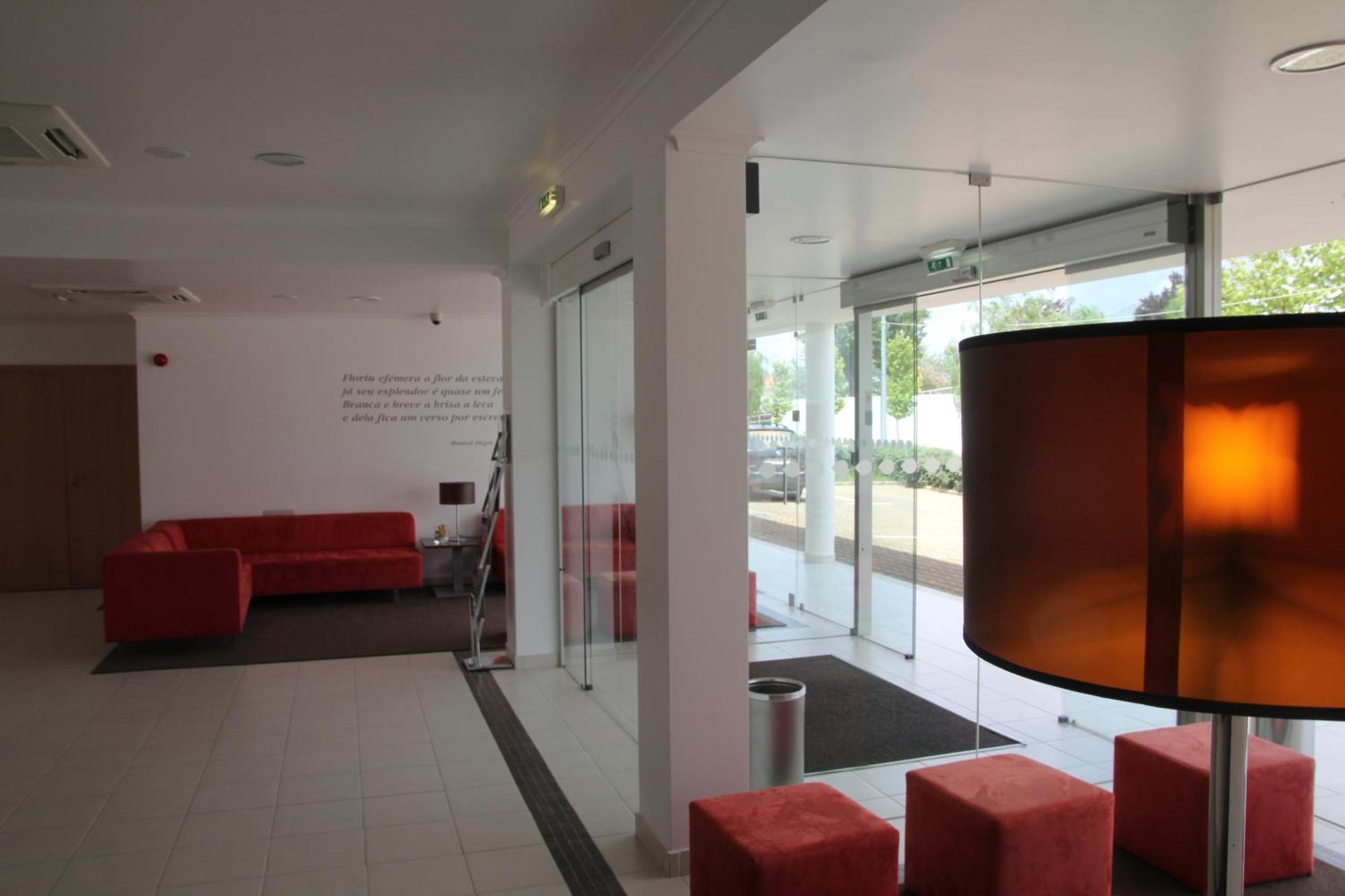 Hotel A Esteva คาสโตร เวร์เจอ ภายนอก รูปภาพ